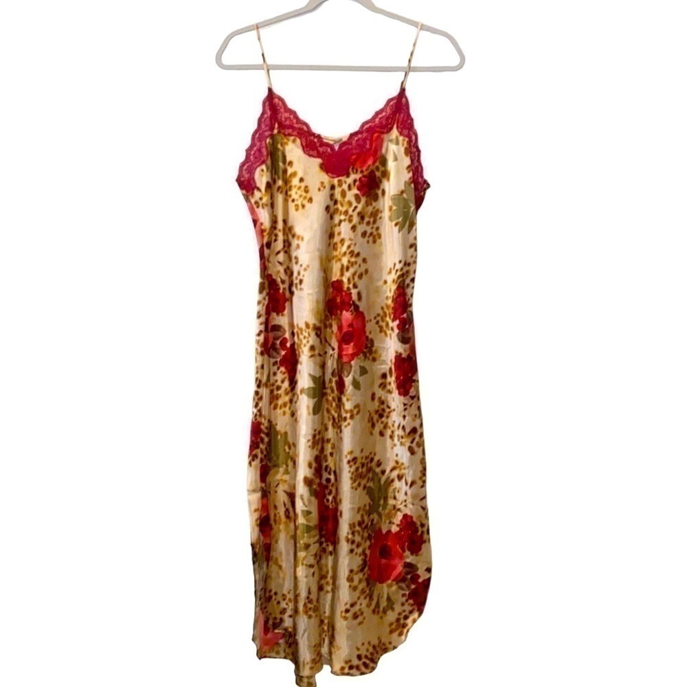 Lucy Pereda Red Floral Lace Side Slits Romantic Night Slip Lingerie‌‌‌‌‌‌‍‍‍‍‍‍‍